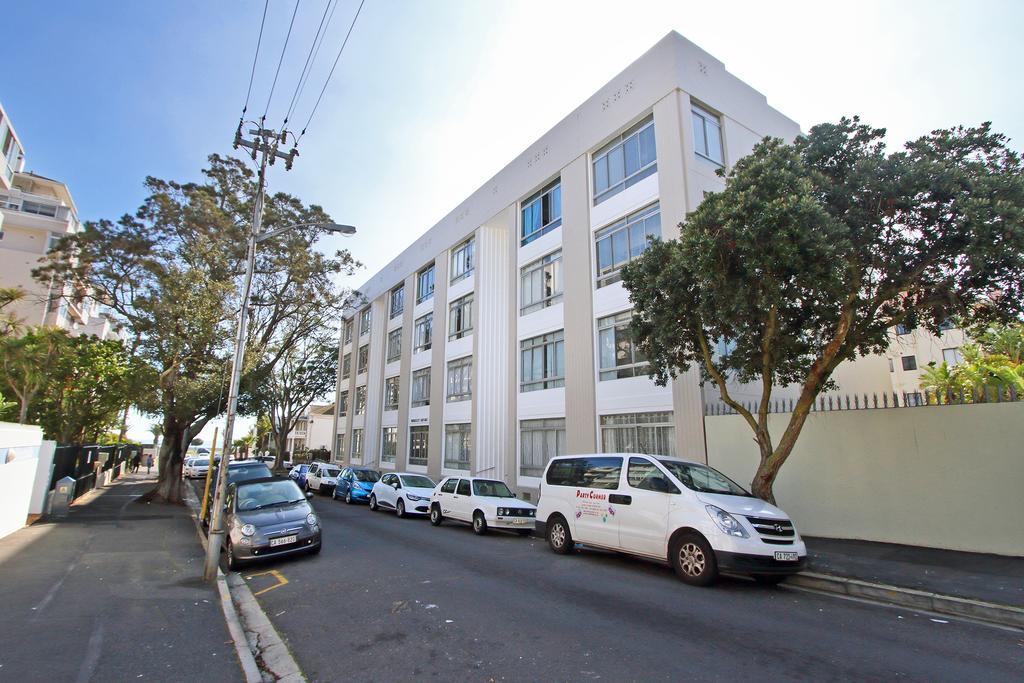 Berkeley Square Apartment เคปทาวน์ ภายนอก รูปภาพ